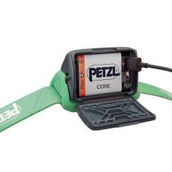 Latarka czołowa Petzl TIKKA CORE GREEN